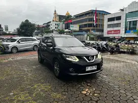 NISSAN X-TRAIL 2015     2.5L BENSIN AT (BISA KELUAR BATAM)