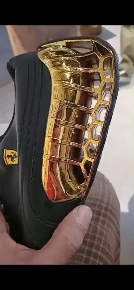 Jual Sepatu Puma Ferrari Special Edition Size 43