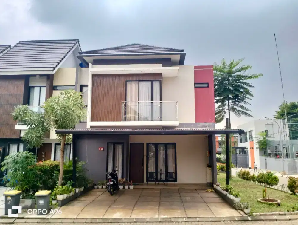 RUMAH 2 LANTAI KT 4+1 KM 3+1 FURNISHED