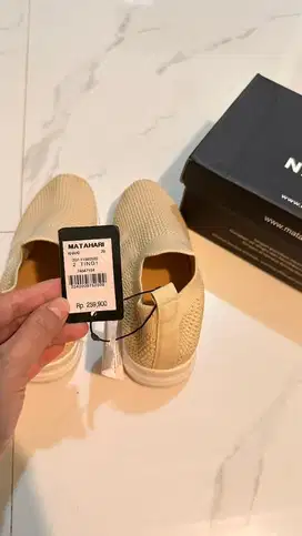 Sepatu nevada anak