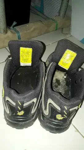 Jual sepatu safety merk jogger original