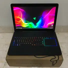 Razer Blade Pro 17 4k Touchscreen i7 Gtx 1080 Ram 32gb Ssd 1tb