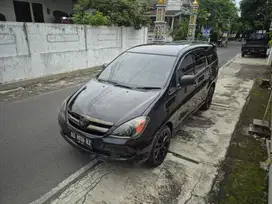 Toyota Kijang Innova 2005 Diesel