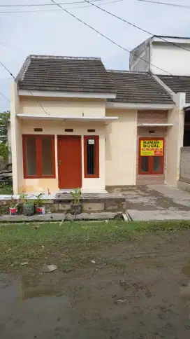 Rumah MURAH di Belakang Soetta