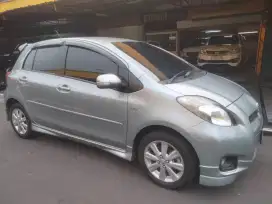 Toyota yaris S Limited matic 2012