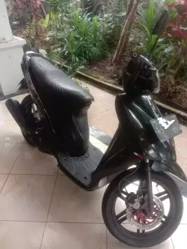 Dijual Motor Matic Suzuki