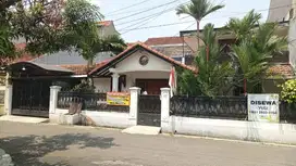 Disewakan rumah murah margahayu raya