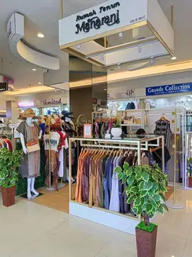 Toko counter lapak lantai UG tangcity mall fashion baju siap pakai