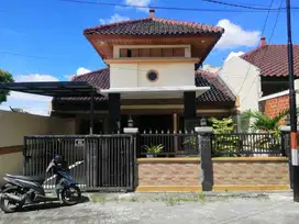 Rumah Dijual dalam perumahan mangku jalan tajem maguwoharjo Sleman