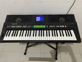 Keyboard Yamaha PSR S650