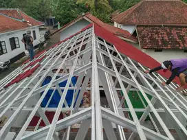 Baja Ringan BIMA TRUSS Spesialis Bongkar dan Renovasi Atap Lapuk