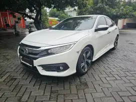 Dijual Honda Civic 1.5 turbo cvt 2018 low km