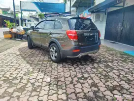 Chevrolet Captiva bensin 2015 coklat full upgrade low km