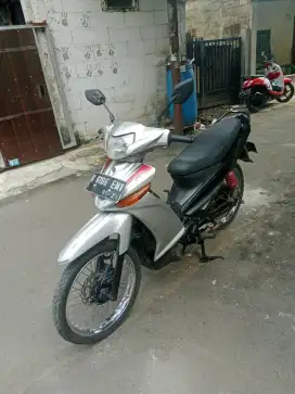 jual yamaha vega zr 2009