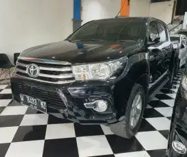 HILUX 2.4 G DOUBLE CABIN 4X4 TH 2020