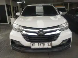 xenia 1.3 R deluxe 2017 akhir putih