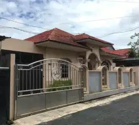 Dijual rumah asri terawat dan siap huni TANPA PERANTARA