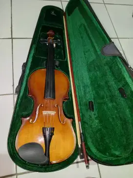 Biola SKYLARK original Nego