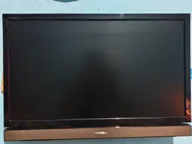 Dijual murah 2 TV & 1 Kulkas