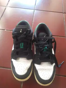 Dijual sepatu nike jordan low green