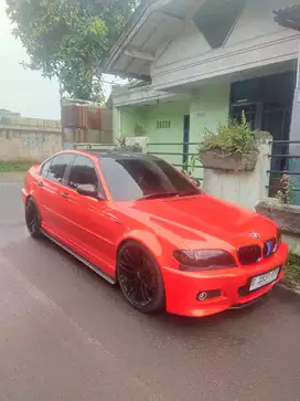 BMW 318i 2003 Bensin