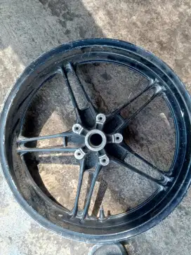 velg R15 depan belakang