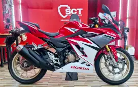 JualCpt 90%LikNw KM10Rb HONDA CBR 150 R 150R ABS TRICOLOR 2022