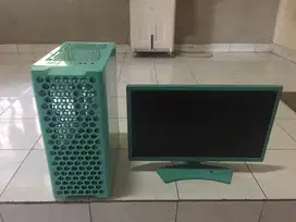 Dijual 1 set monitor dan casing cpu buat gaming game