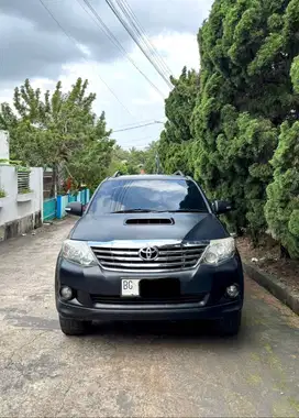 fortuner g vnt solar matic 2012