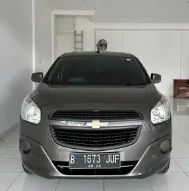 chevrolet spin 2015 bensin murah