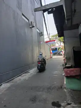 Kontrakan Sekamar