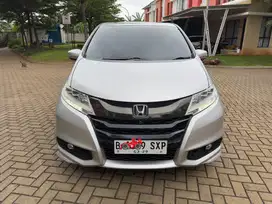 Honda Odyssey 2014 Prestige CBU