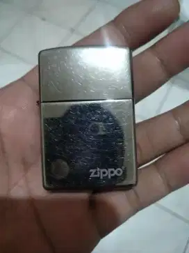 Korek Zippo 2021