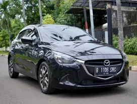 MAZDA 2 1.5 V AT 2015 SIAP PAKAI