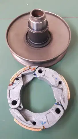 Set Pully Belakang Jok Vario125 Old KZR