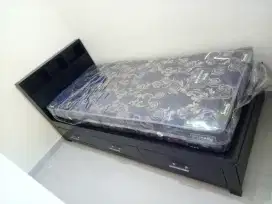 Dipan ada lacinya