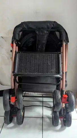 Stroller Lipat Travelling