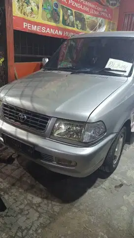 Toyota kijang lgx 2000 efi