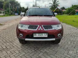 Pajero Sport Dakar 4x4 A/T (Automatic)