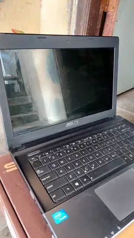 Tipe : Asus x45A, hitam