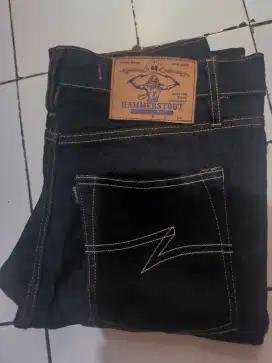 Celana panjang denim hammerstout dan celana jeans merk used