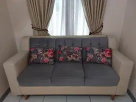 Di jual Sofa (like new)