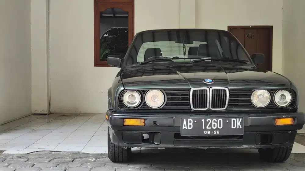 BMW E30 318i 1990