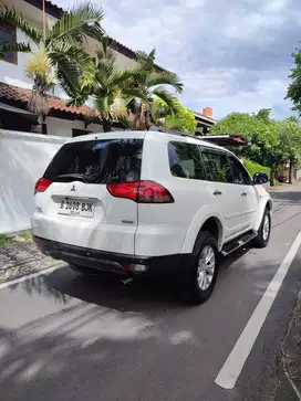 mitsubishi Pajero sport Exceed vgt tahun 2014 nik 2013 putih