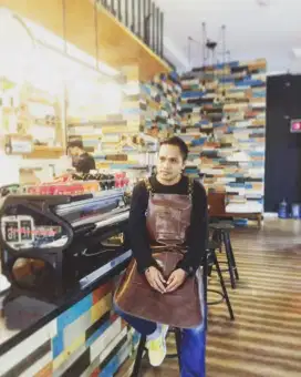 Mencari Pekerjaan Freelance Barista/Apapun