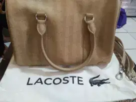 Tas lacoste kondisi 100%  mulus