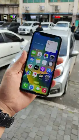 iPhone X 64GB Silver