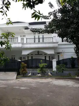 Dijual Rumah di Bintaro Sektor 3A