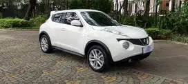 NISSAN JUKE REVOLT RED EDITION 2012