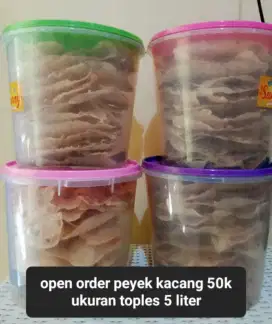 Open order peyek kacang, udang rebon & teri medan